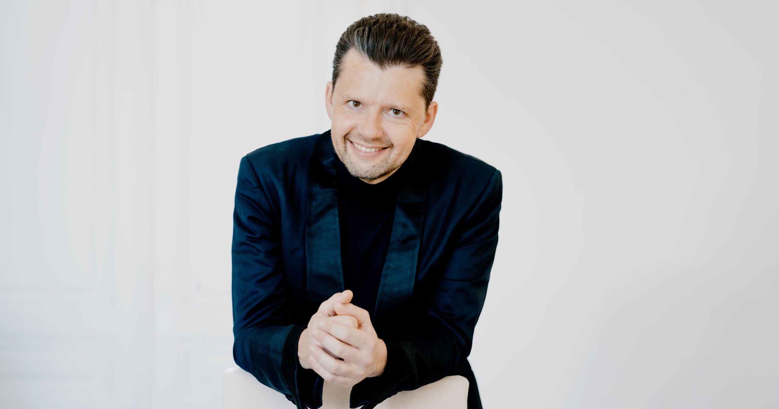 Julian Rachlin Julian Rachlin | Conductor, Violinist, Violist, Artistic Director